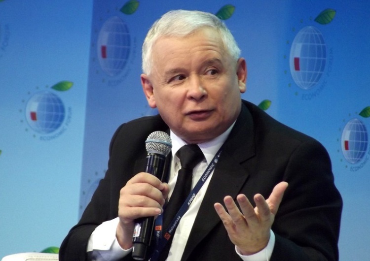  Jarosław Kaczyński: Są dwa fronty wojny hybrydowej - na granicy i w Warszawie