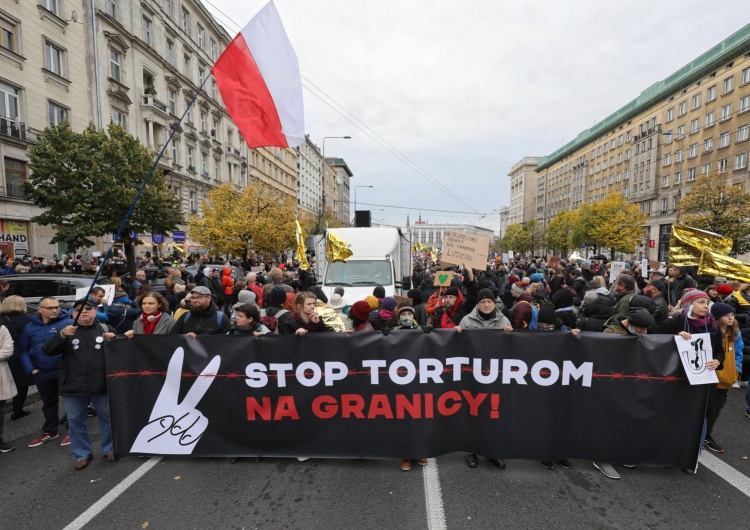 WARSZAWA DEMONSTRACJA STOP TORTUROM NA GRANICY 