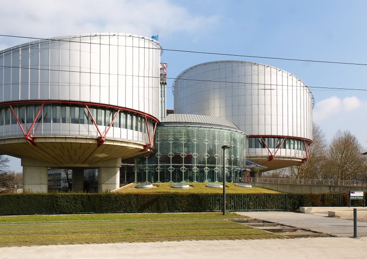 budynek Europejskiego Trybunału Praw Człowieka w Strasburgu W. Brytania. Minister: To brytyjski Sąd Najwyższy, nie trybunał w Strasburgu, powinien mieć ostatnie słowo