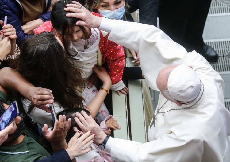 Audiencja generalna papieża Franciszka [video] Papież do Polaków: Zawsze miejcie w pamięci to, co wam powiedział Jan Paweł II