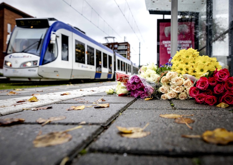 Holandia: Polak zginął wepchnięty pod tramwaj. 15-latek usłyszał zarzuty