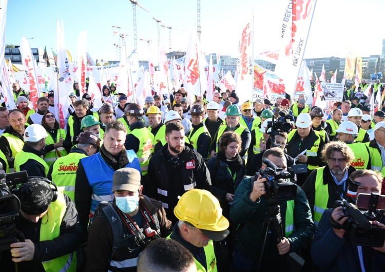  „Zaczynamy naprawę Unii Europejskiej!”. Gorące komentarze po manifestacji „Solidarności” pod TSUE!