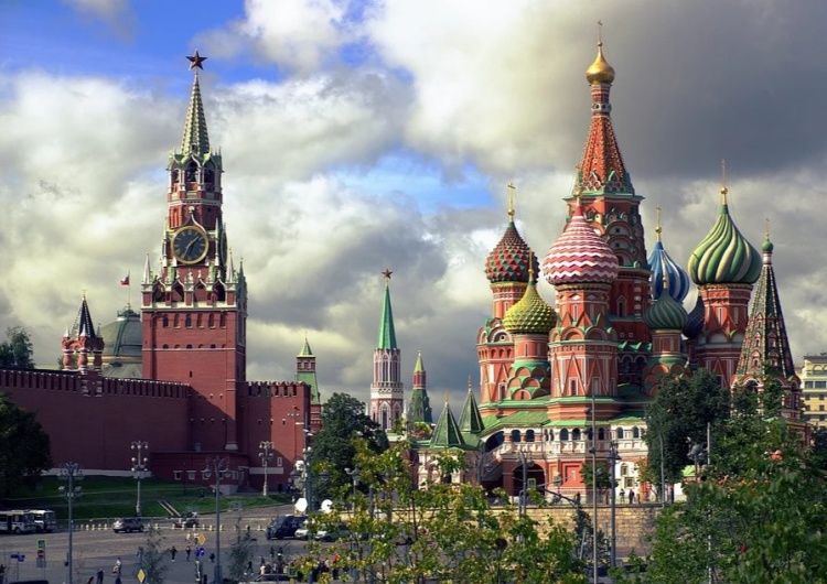 Kreml, cerkiew św. Bazyla Rosjanie muszą jechać do Warszawy, by starać się o wizę do USA. MSZ Rosji niezadowolone