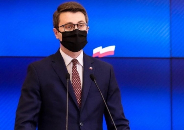 Piotr Müller TSUE nakłada karę na Polskę. Rzecznik rządu zabrał głos