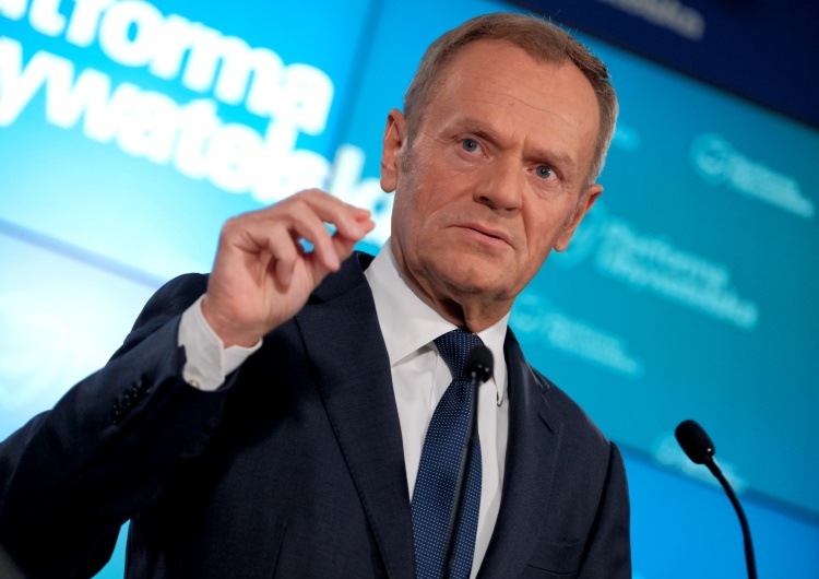 Tusk uderza w Marsz Niepodległości. „Marsz wstydu. Zmieniają patriotyzm w brutalny nacjonalizm”