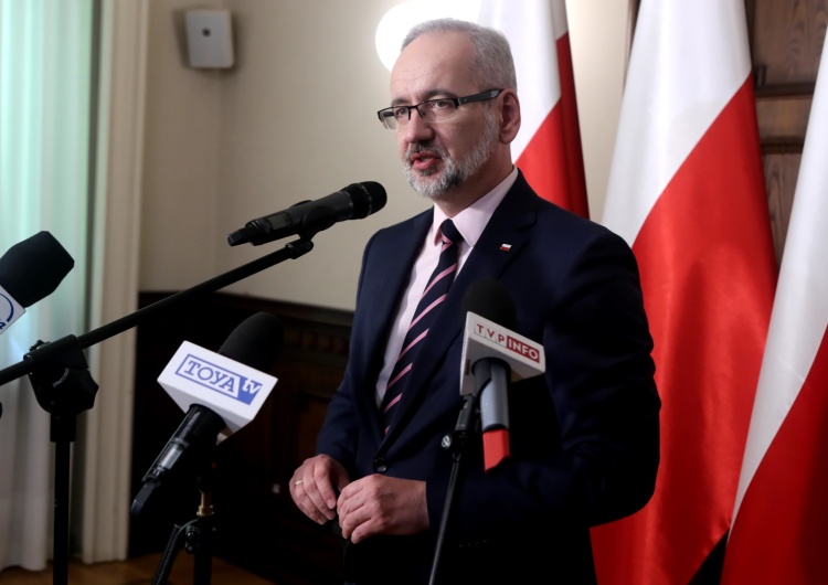Blisko 10 tys. zakażeń koronawirusem. Nowy raport Ministerstwa Zdrowia
