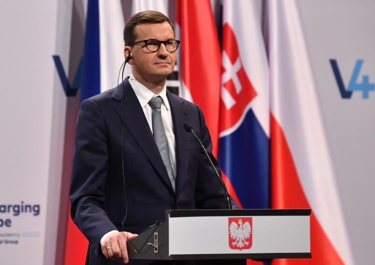 Wizyta premiera Mateusza Morawieckiego w Budapeszcie „Tusk znowu zapukał w dno od spodu. Jest czas, żeby przeprosić. Odwagi”. Jest reakcja premiera na „rewelacje” Tuska