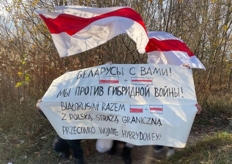 wyrazy solidarności dla atakowanej Polski od mieszkańców Mińska „Białorusini z Polską!” Wyrazy solidarności od Białorusinów z Mińska