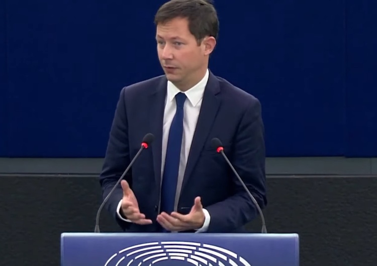  Francuski eurodeputowany: „Jeśli nie pomożemy Polsce, to nie będziemy mieli przyszłości. Polska broni całej Europy”