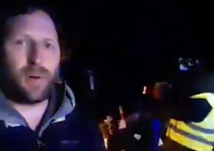 „Mogliśmy zabrać busem 50 osób”. Niemieccy aktywiści chcieli wozić migrantów. Zatrzymani przez polską policję
