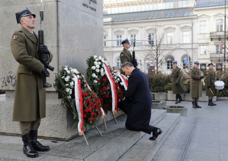Prezydent Andrzej Duda złożył wieniec przed pomnikiem Wincentego Witosa
