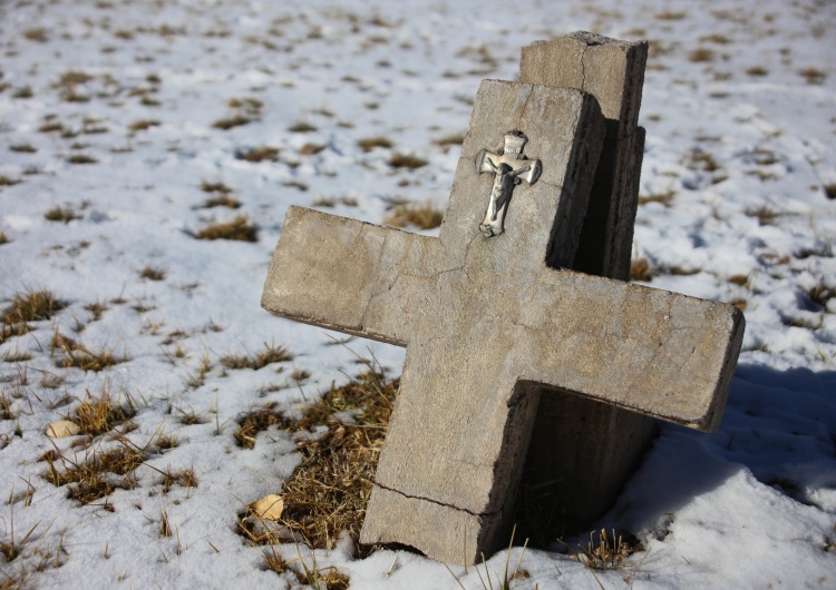 Na Dolnym Śląsku pijany mężczyzna zaatakował księdza Wtargnął na plebanię i zaczął bić księdza, krzycząc, że chce go zabić
