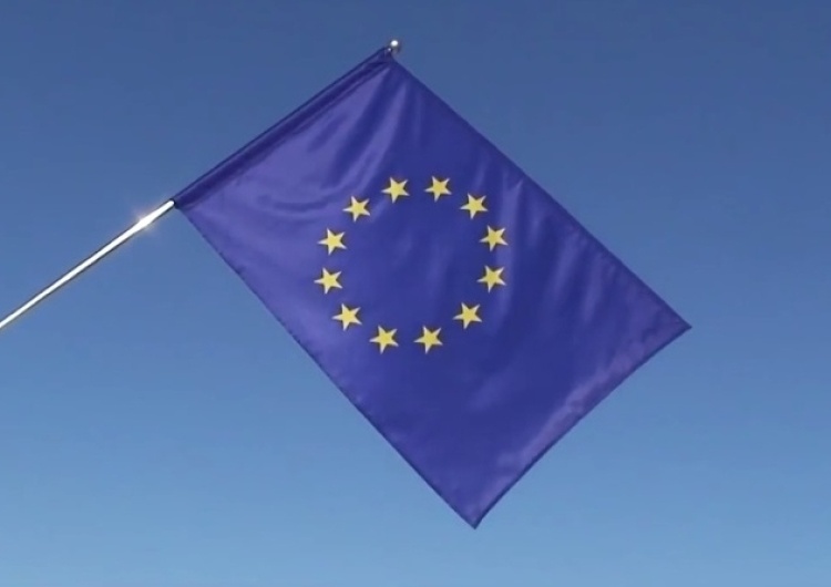Die Welt ostro o UE: Bruksela jest niesprawiedliwa, eurokraci stosują podwójne standardy wobec Polski