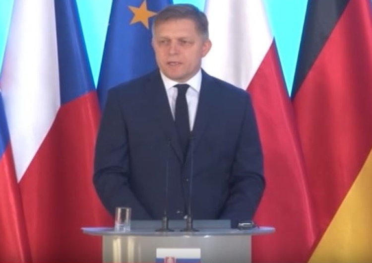  Słowacja odcina się od eurosceptyków wschodniej Europy. R. Fico: Chcemy być blisko Niemiec i Francji