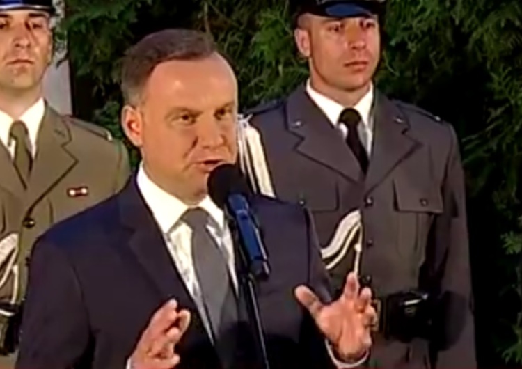 Romuald Szeremietiew: Zahuczało w mediach na temat zwierzchnictwa Prezydenta nad siłami zbrojnymi RP