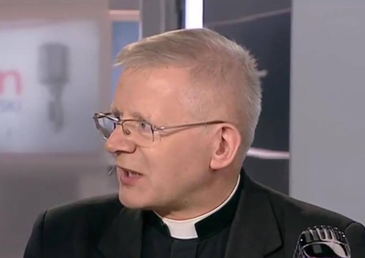 Obrzydliwa manipulacja WP podchwycona przed polityka PO roznieca hejt na ks. Zielińskiego