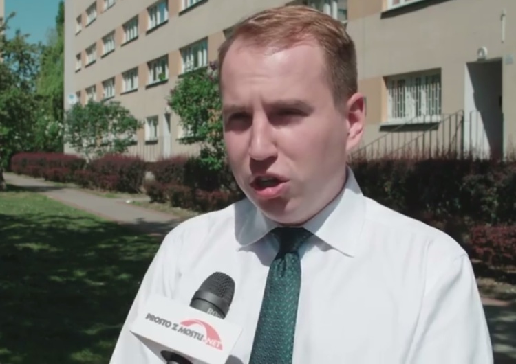 A. Andruszkiewicz: Polska nie potrzebuje polityków, którzy służą obcym interesom i donoszą na własny kraj
