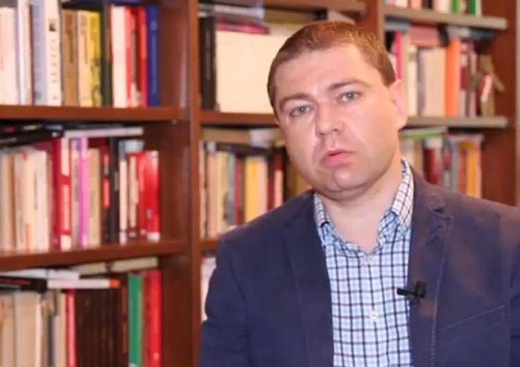 Piotr Szumlewicz pyta, kiedy upomnimy się o reparacje za bitwę pod Chocimiem. Internauci odpowiadają