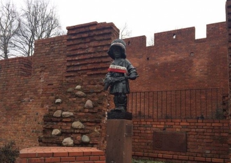 Adrian Wachowiak: II WŚ jest częścią naszej historii, a Niemcy na zawsze pozostaną w niej mordercami