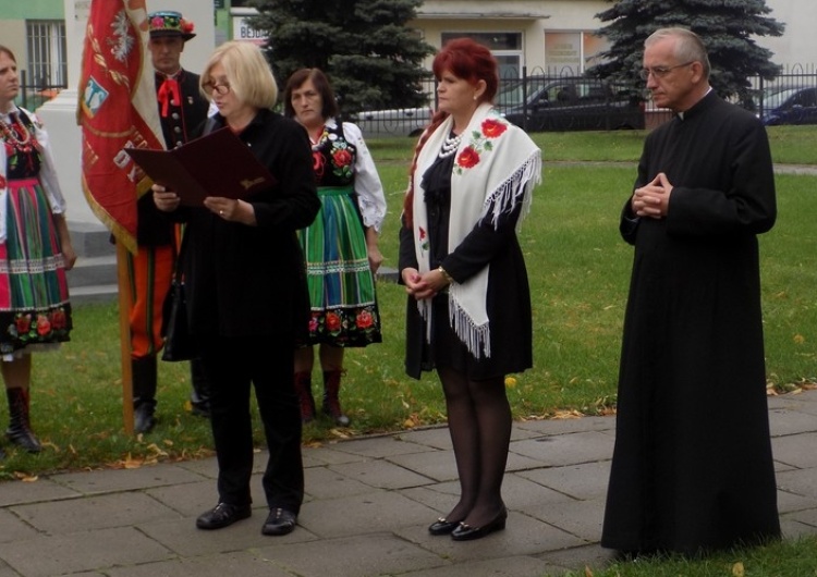 Obchody XXXVII rocznicy powstania NSZZ "Solidarność". II Turniej Zakładów Pracy w Łowiczu