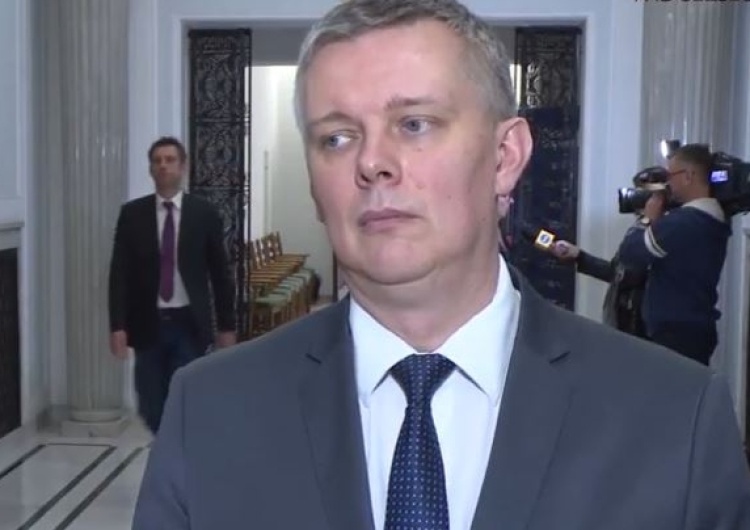  Siemoniak porównał Obronę Terytorialną do ORMO. Jest reakcja MON