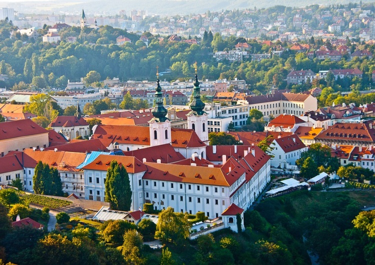  Prezydent Czech odrzucił przyjmowanie migrantów, nawet za cenę ograniczenia środków finansowych