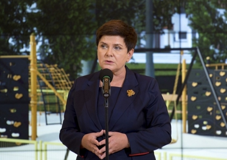 domena publiczna Beata Szydło: Tusk specjalnie nie ma wpływu na nic. Politycy PO czerpią zyski z poprawności politycznej