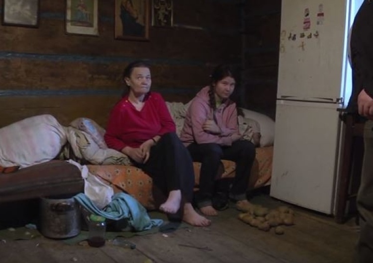 GUS: Spada skrajne ubóstwo wśród rodzin