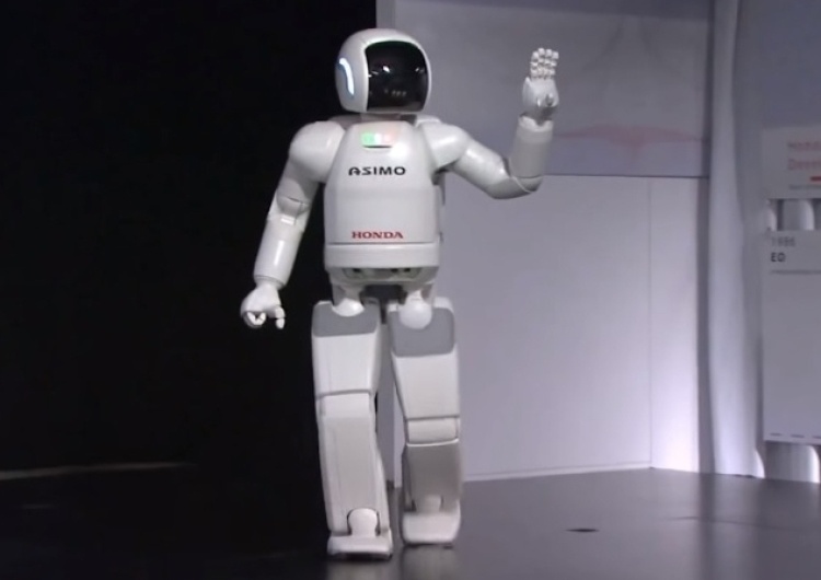 Roboty zrewolucjonizują rynek pracy? Do 2025 r. 1/3 pracowników ma zostać zastąpiona przez maszyny