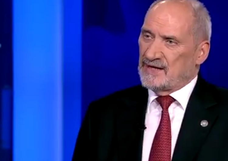  [video] Min. Macierewicz: Musimy postawić barierę artyleryjską, która zablokuje wszelkie ataki na Polskę