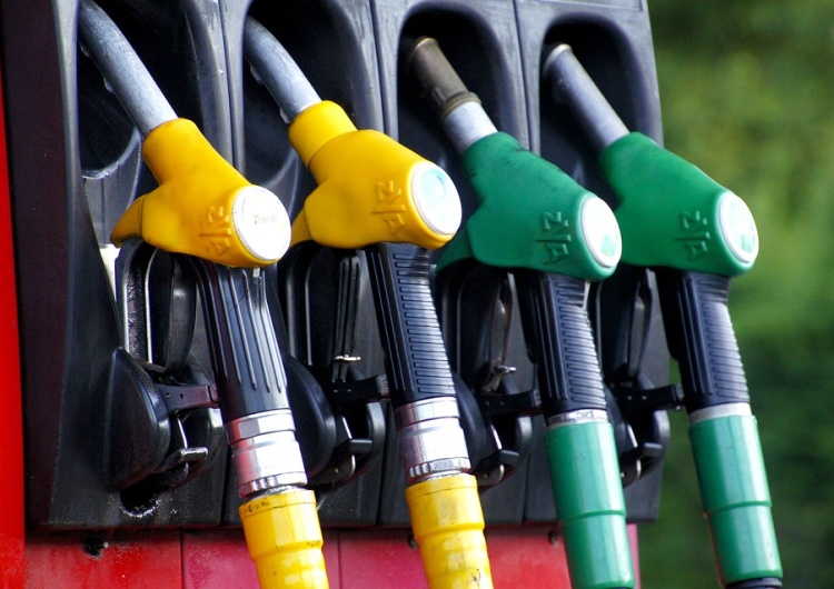  Ceny benzyny i oleju napędowego poszły w górę. Będzie jeszcze drożej?