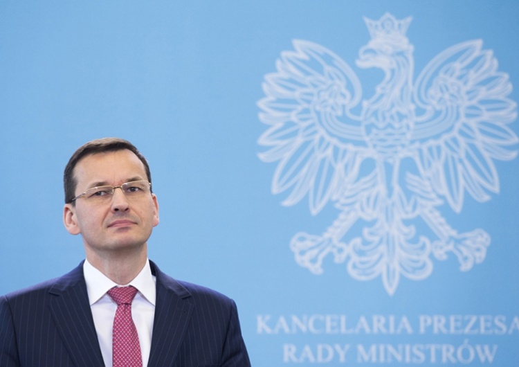  Zbigniew Kuźmiuk: Nietęgie miny posłów opozycji podczas przedstawiania projektu budżetu na 2018 rok