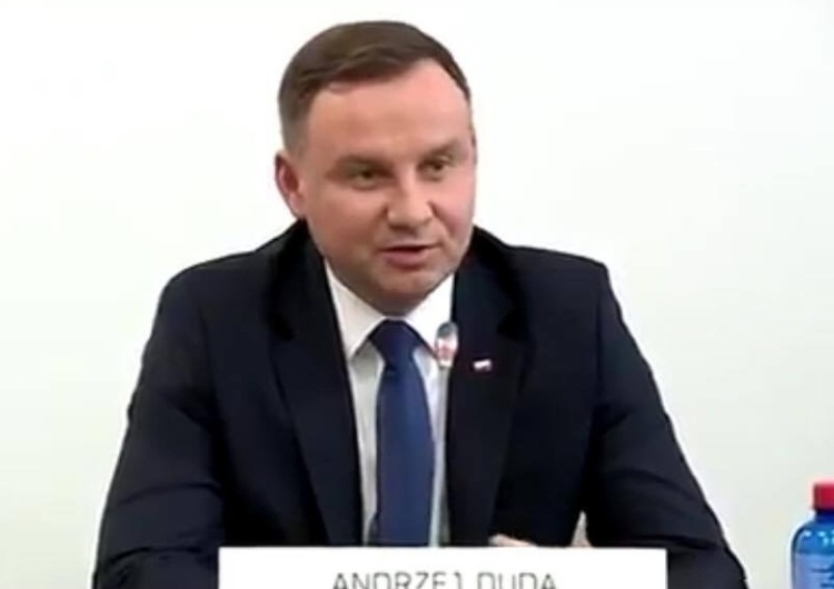  [video] Z Szekszard prezydent Duda złożył życzenia wszystkim nauczycielom