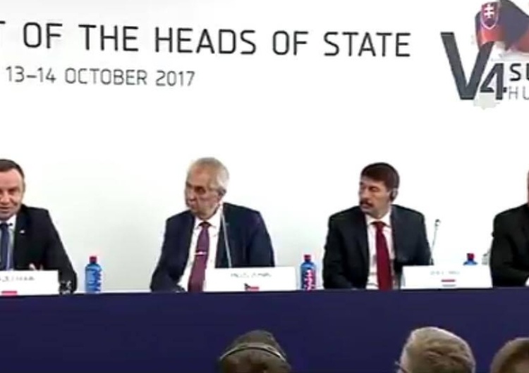 Prezydent na spotkaniu V4: "Nie możemy patrzeć na Unię jak na zamknięty klub"