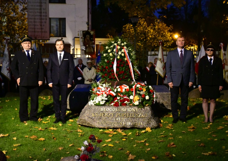 fot.T.Gutry Bł. ks. Jerzy wyszedł do ludzi torować drogę Chrystusowi. Msza św. w 33. rocznicę śmierci Patrona "S"