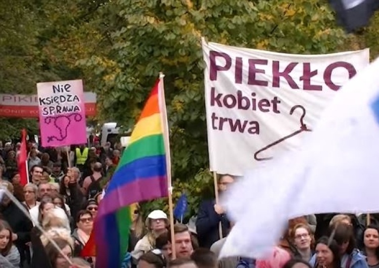 Feministyczny projekt drastycznie narusza Konstytucję RP
