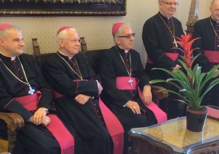 Komisja Episkopatu Polski skomentowała słowa Biskupa Pieronka o Piotrze Szczęsnym