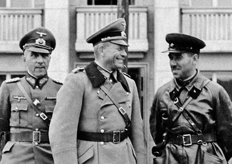 Romuald Szeremietiew: 1939. Ucieczka, której nie było