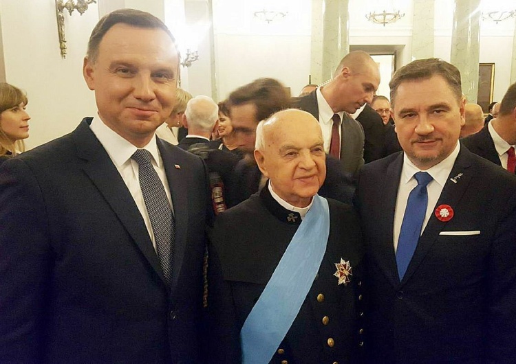 Ksiądz prałat Bernard Czernecki kawalerem Orderu Orła Białego