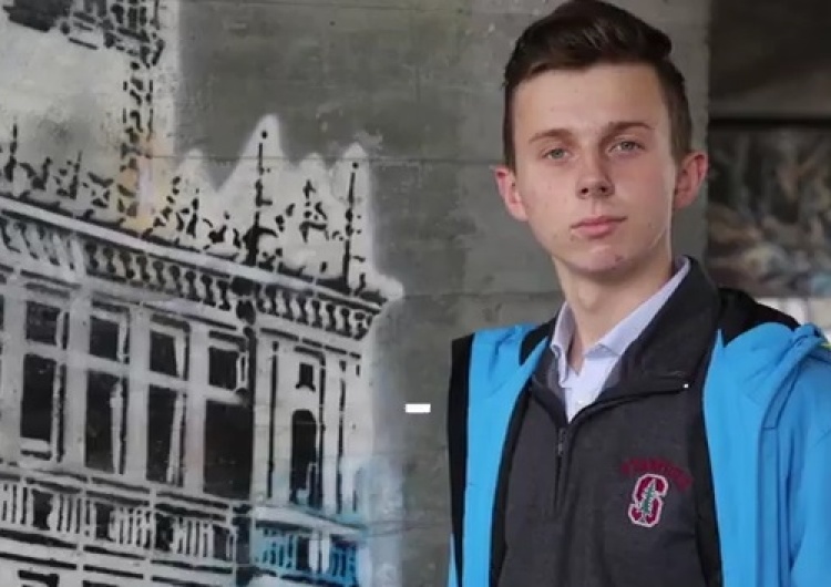 zrzut ekranu 16-letni Polak nominowany do dziecięcego Nobla. Jest doradcą minister cyfryzacji Anny Streżyńskiej