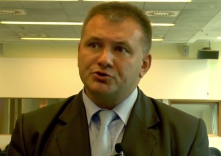 "Apolityczny" KRS namawia do protestów przeciwko reformie sądownictwa