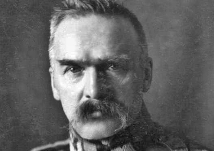  Jerzy Bukowski: Czy Piłsudski spocznie w sarkofagu?