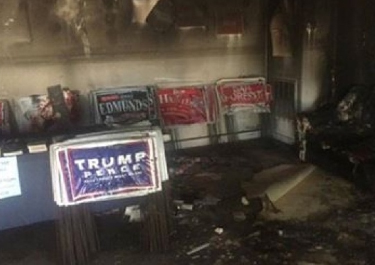 @DonaldTrump Sztab Donalda Trumpa zaatakowany koktajlem Mołotowa