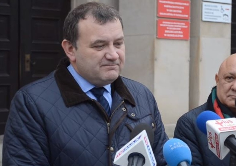 CBA weszło do domu sekretarza generalnego PO. Podejrzany o przyjęcie łapówek gdy był wiceministrem