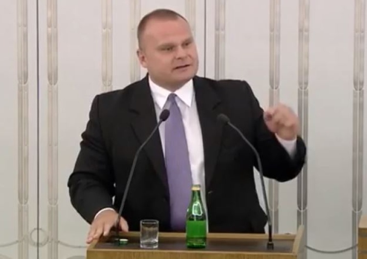 Problemy kolejnego senatora PO: Prokuratura chce mu postawić cztery zarzuty. Jest wniosek do Marszałka