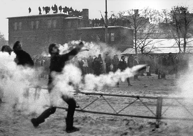  Grudniowe strajki na "Piaście" i "Ziemowicie" - Śląskie Westerplatte 1981 r.