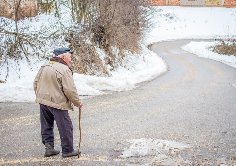  Emerytury rosną średnio o około 50 zł