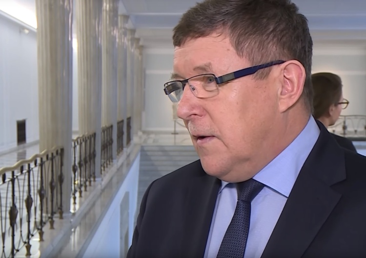  Zbigniew Kuźmiuk [PiS] o "Planie Petru": Dni Nowoczesnej w parlamencie mogą być policzone
