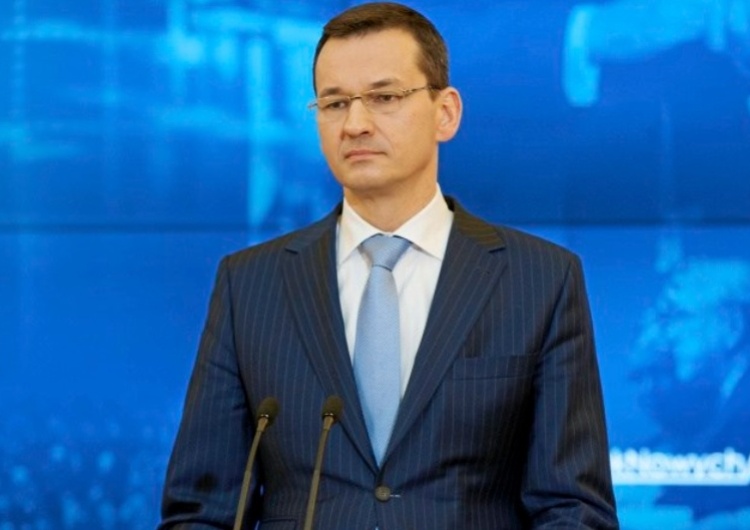  [SONDAŻ]: Polacy popierają rząd premiera Mateusza Morawieckiego