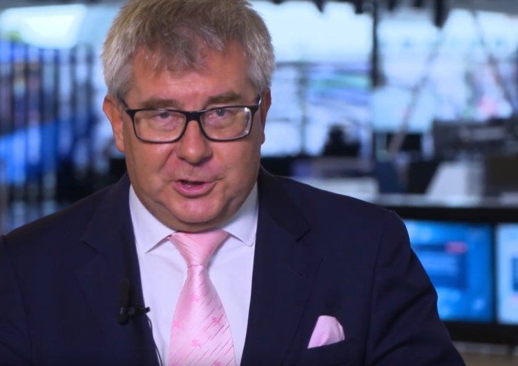  Trafił Kosa na R. Czarneckiego: Jestem człowiekiem walki. Polska jest dla mnie ważniejsza niż stanowisko